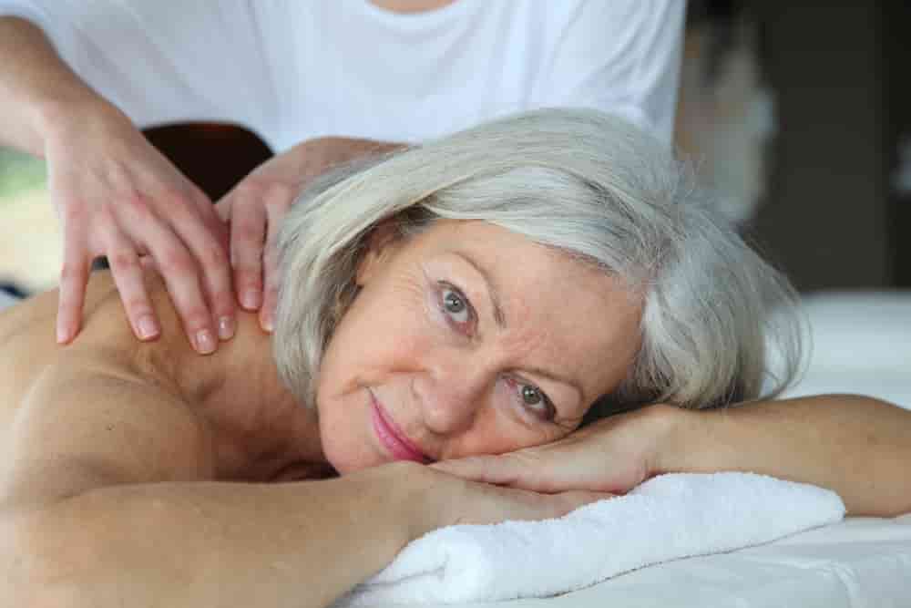 massage femme en menopause